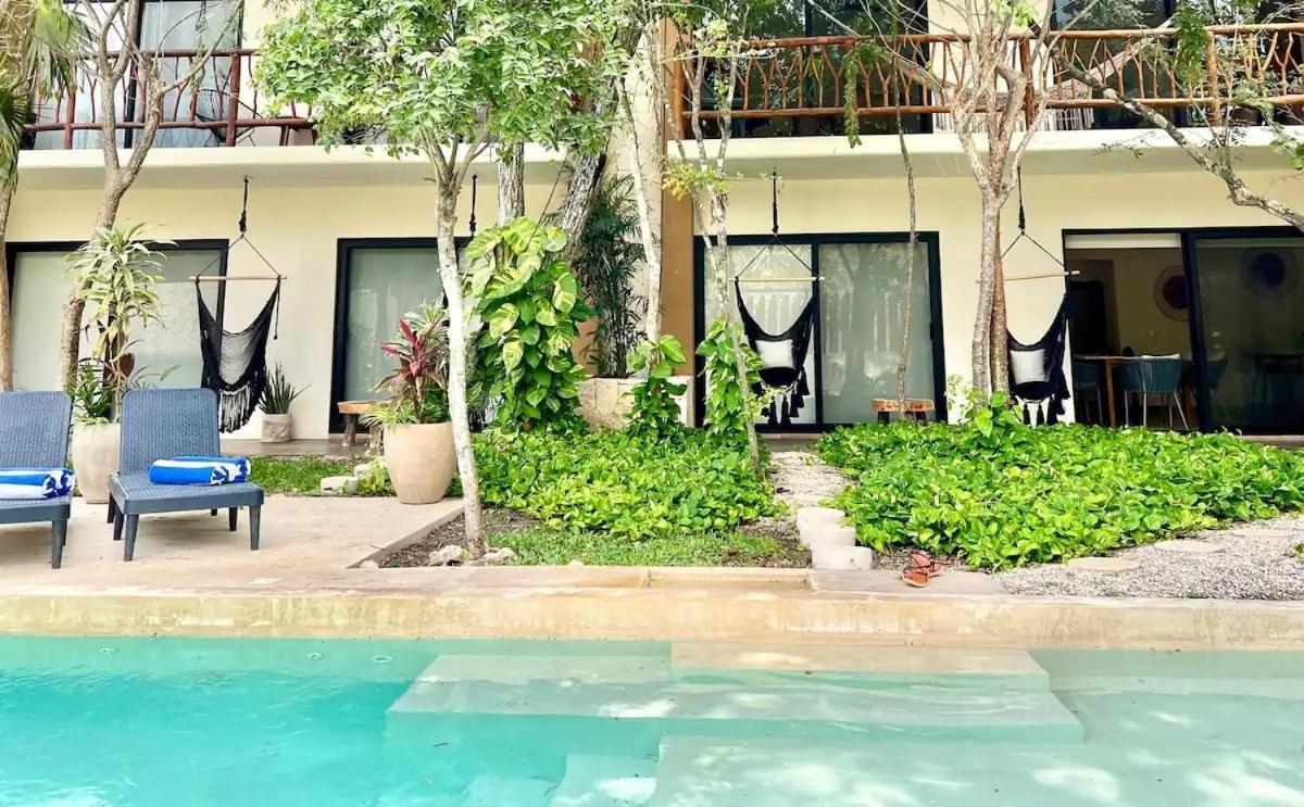 Suit Next To The Common Top Roof Exclusive Building Kingsize Bed 2 Super Pools, Gym, Grill ตูลุม ภายนอก รูปภาพ